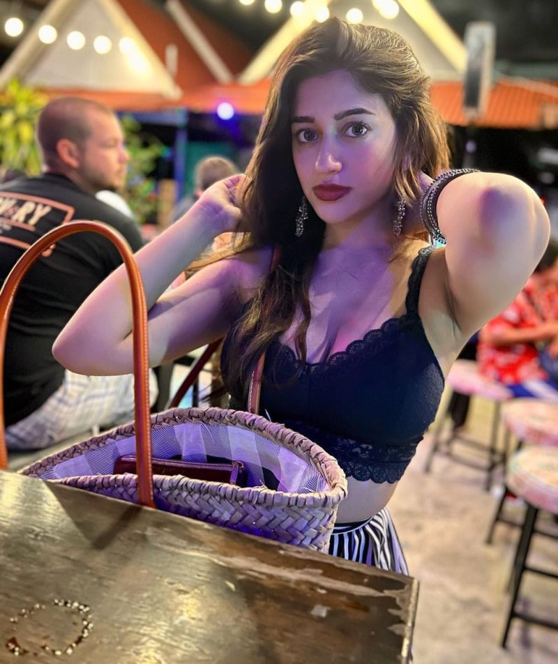 Esha Saxena